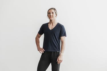 Nobull Lightweight V-Neck Women's T Shirts Navy | Australia (RZ5081)